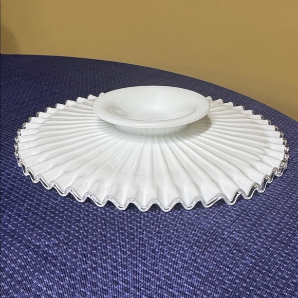 Fenton Silver Crest Milk Glass Short Pedestal Cake Plate 12” diameter - Picture 3 of 7